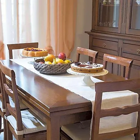 Casa Cavour Bed & Breakfast 4*