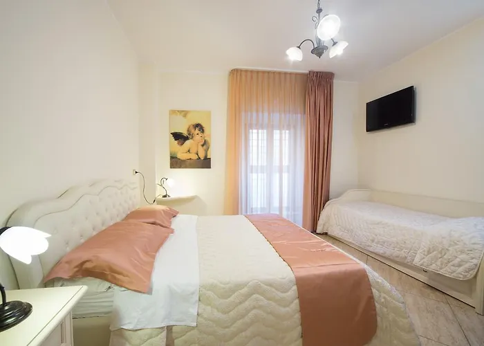 Casa Cavour Bed and Breakfast 4*